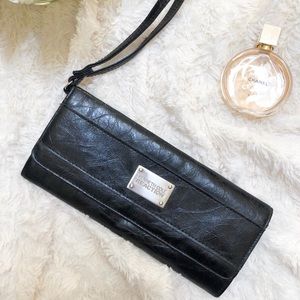 Kenneth Cole Reaction Black Clutch